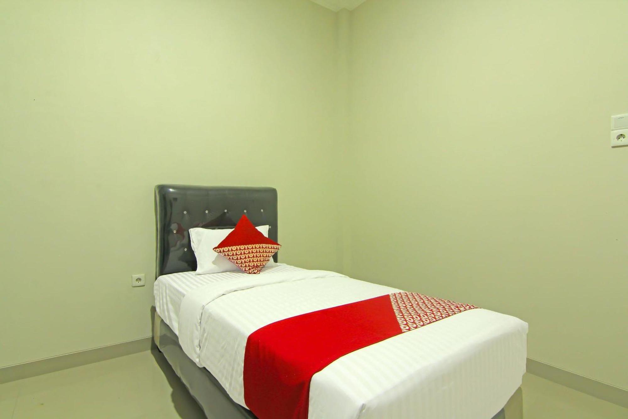 Utama Residence Padang  Exterior foto